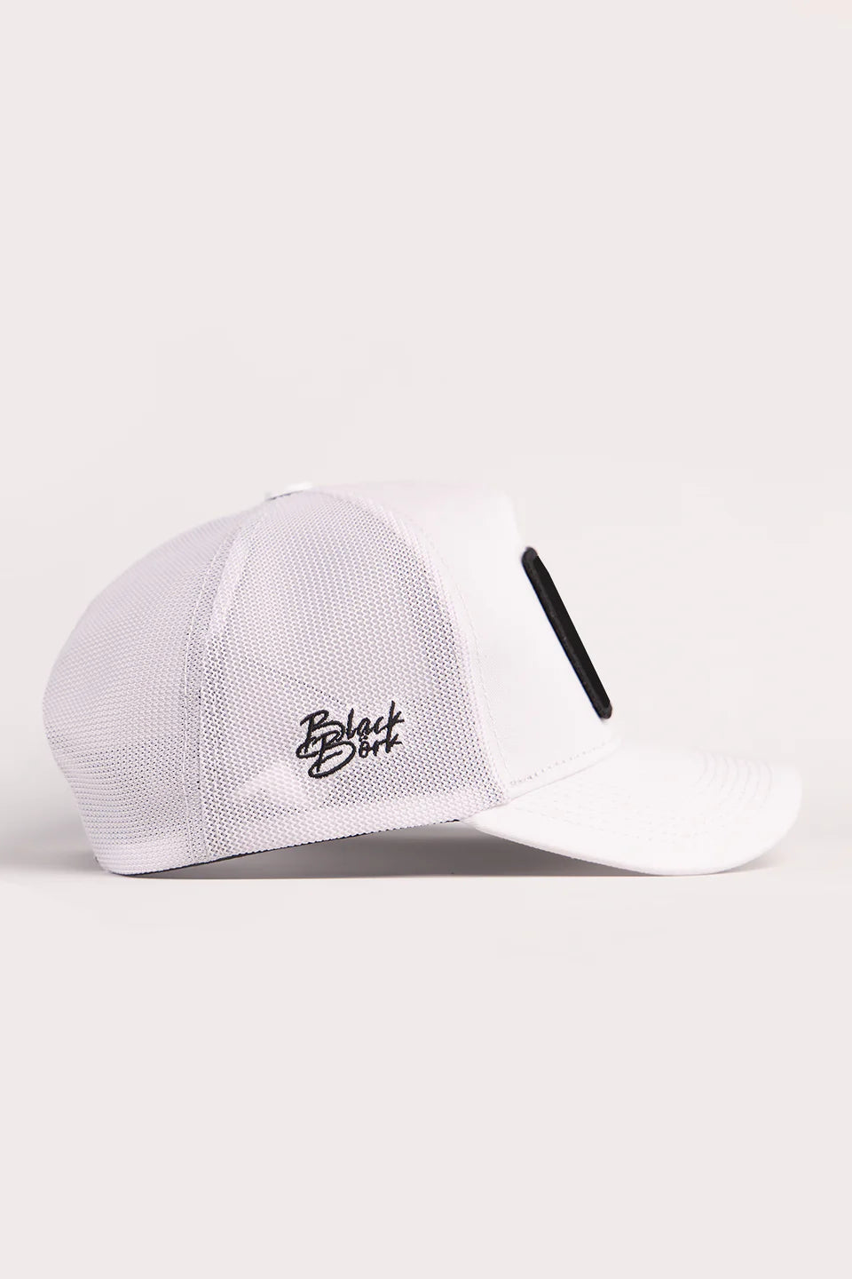 BlackBörk Aslan Logolu Beyaz Trucker Şapka